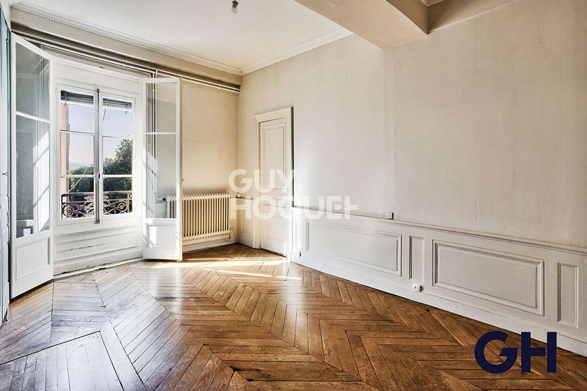 Appartement à LYON-6E