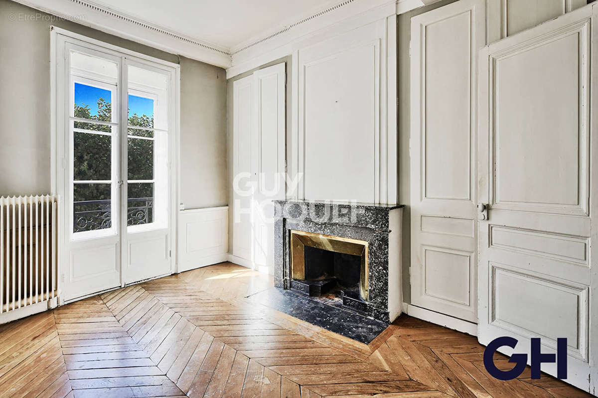 Appartement à LYON-6E