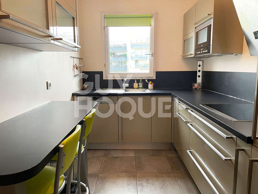 Appartement à NANTERRE