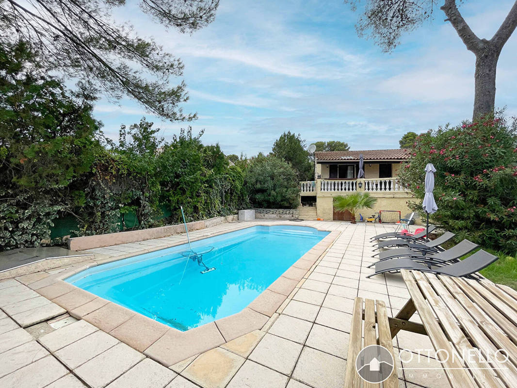 Maison à ROQUEBRUNE-SUR-ARGENS