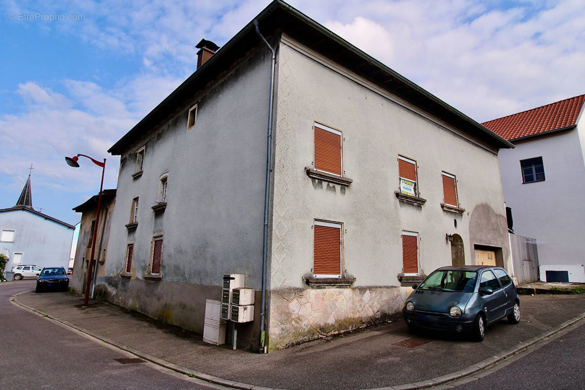 Maison à BOUZONVILLE