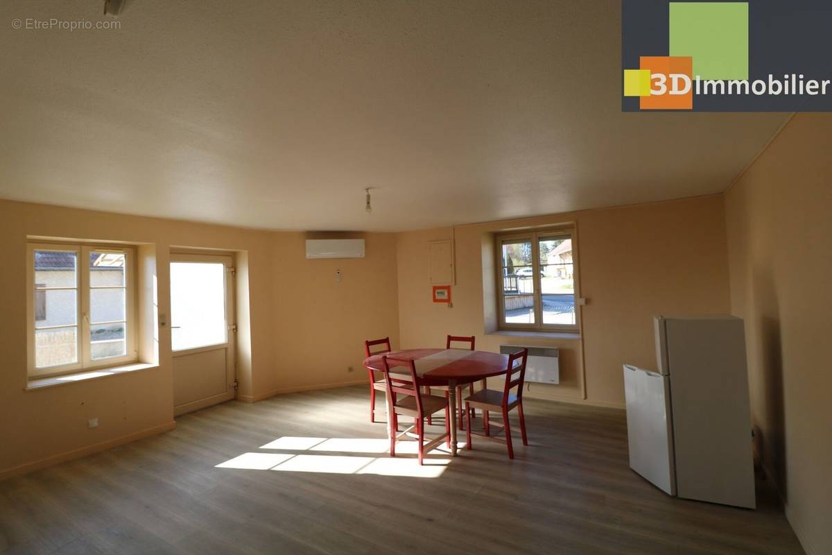 Photo 1 - Appartement à MONT-SOUS-VAUDREY