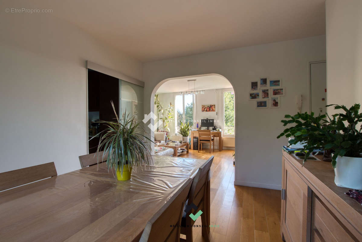 Appartement à CHOISY-LE-ROI