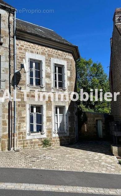 maison pierre putanges - Maison à LA LANDE-DE-LOUGE