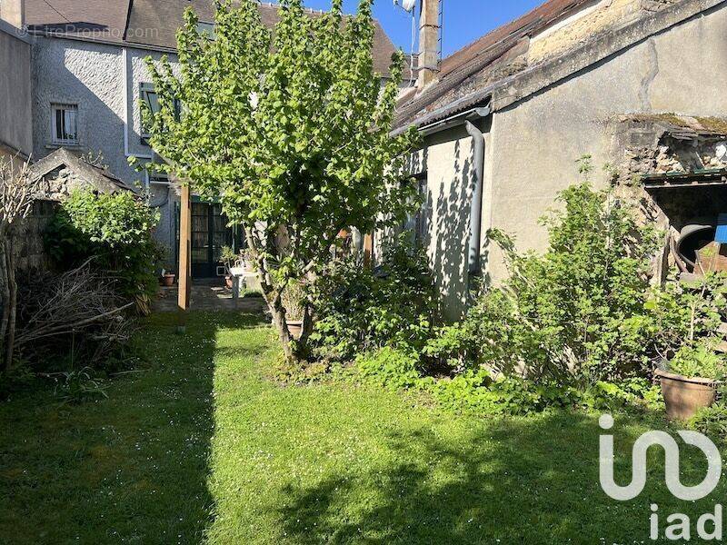 Photo 1 - Maison à LE CHATELET-EN-BRIE