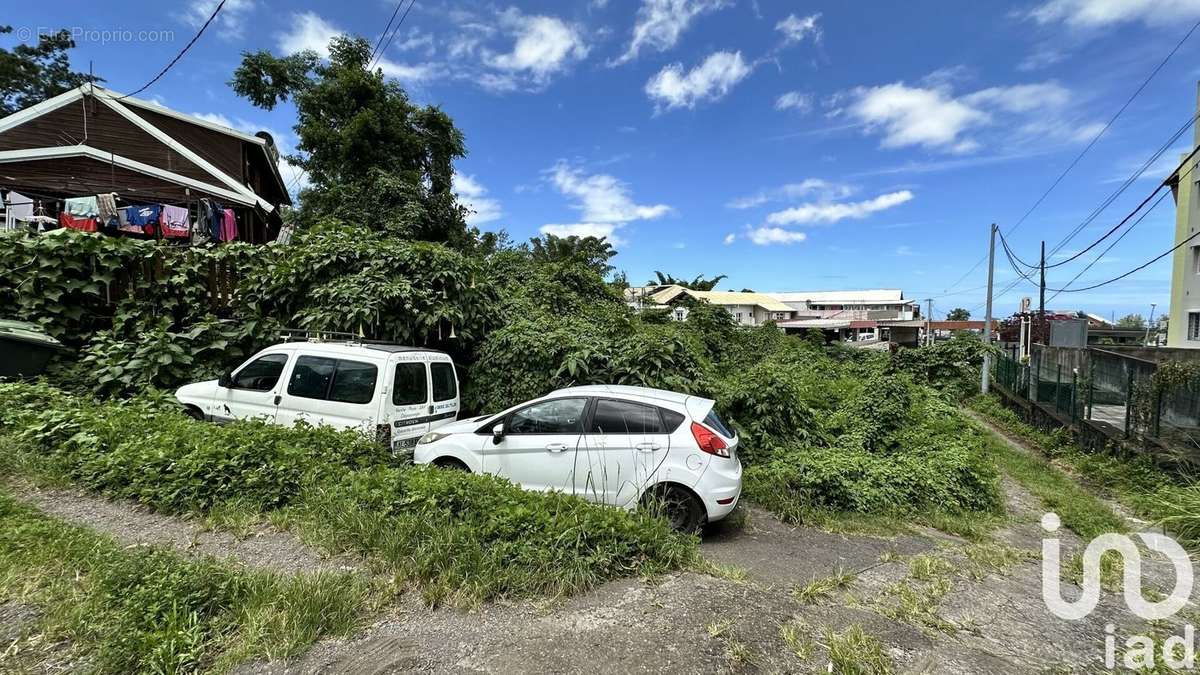 Photo 2 - Terrain à LE TAMPON