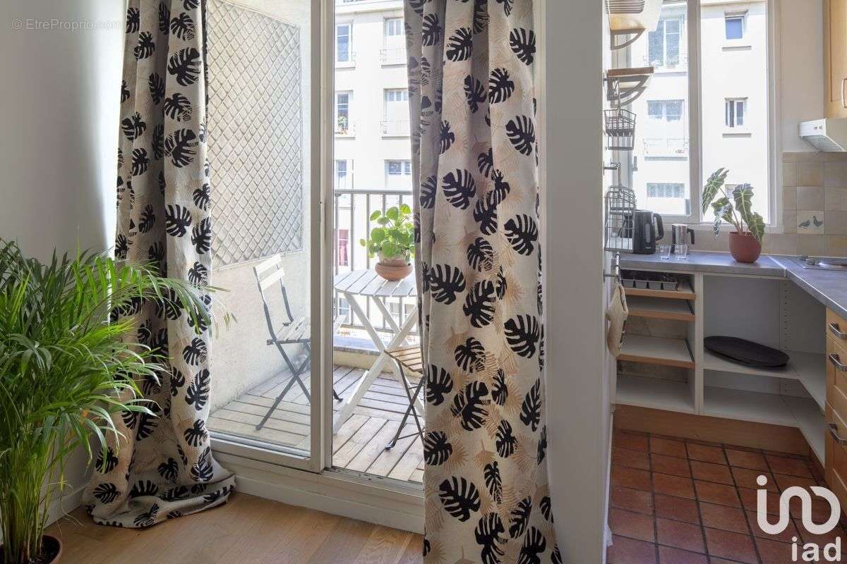 Photo 2 - Appartement à PARIS-20E