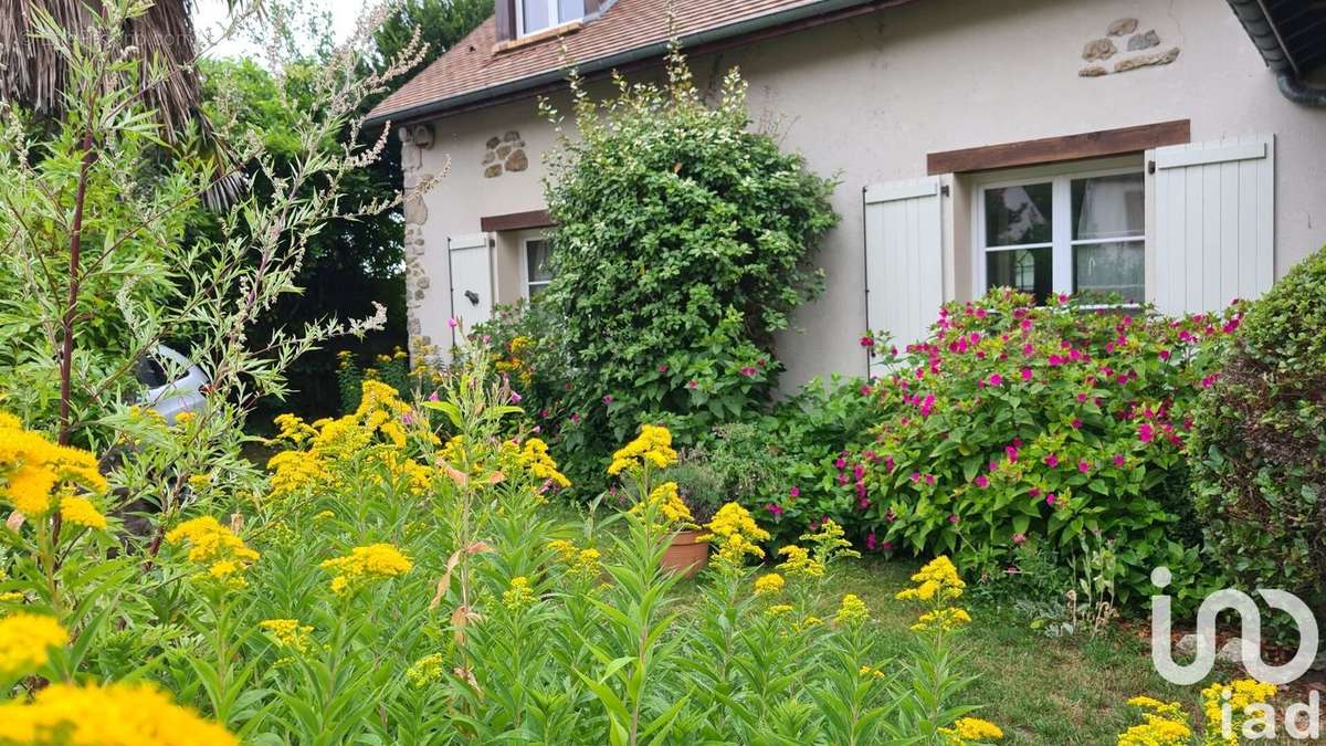 Photo 3 - Maison à FONTENAY-LES-BRIIS