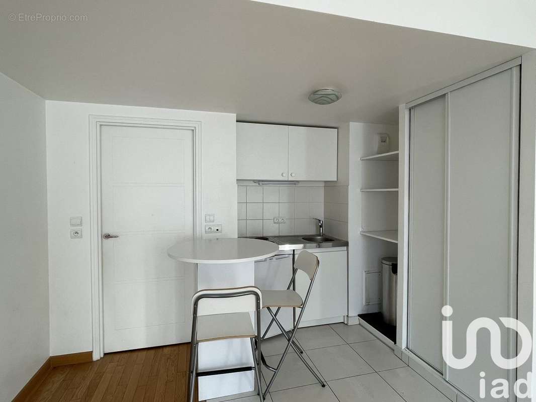 Photo 2 - Appartement à ISSY-LES-MOULINEAUX