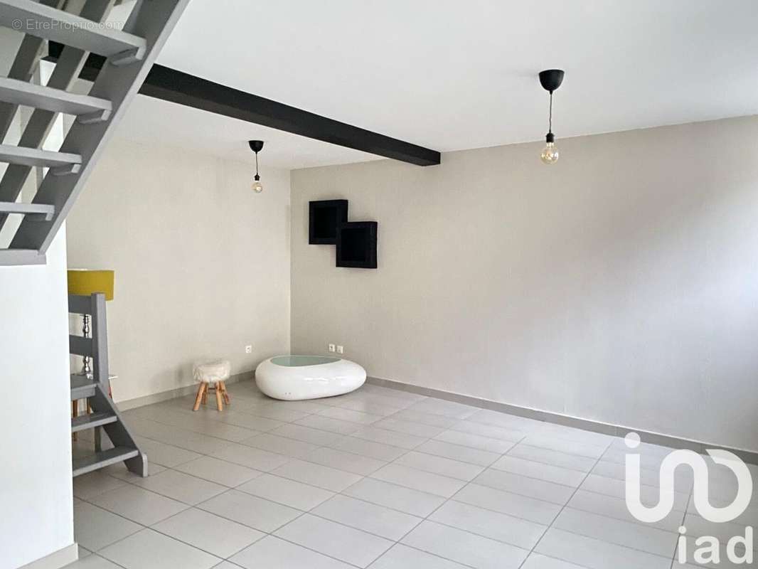 Photo 2 - Appartement à LONGEVILLE-LES-METZ