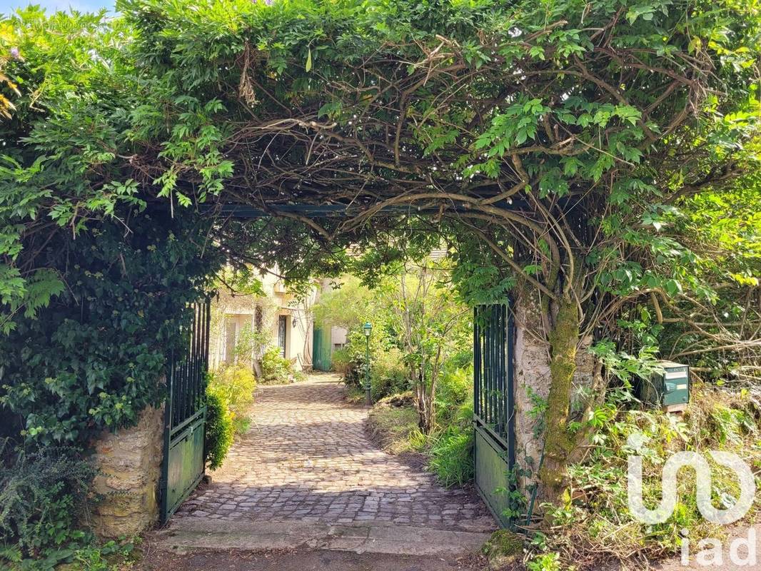 Photo 1 - Maison à BOULLAY-LES-TROUX