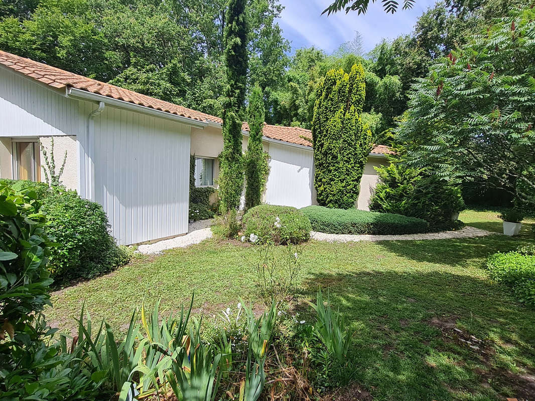 Maison à MERIGNAC