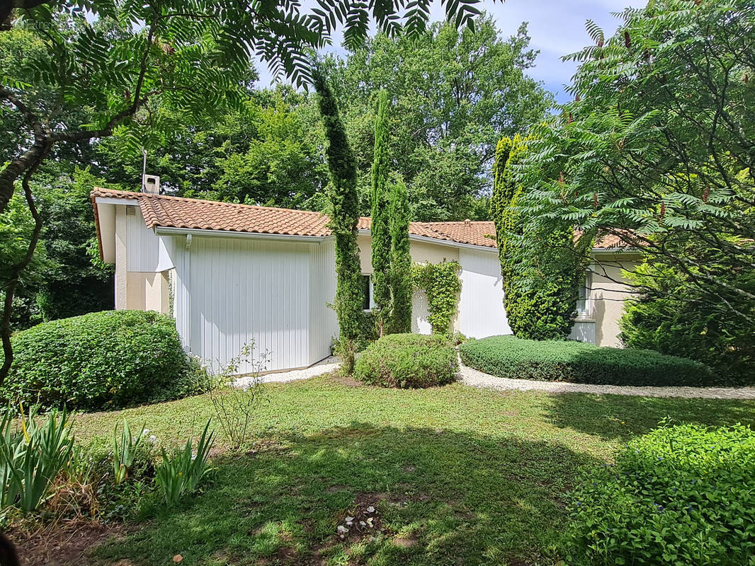 Maison à MERIGNAC