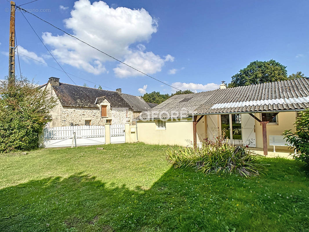 Maison à AVESSAC