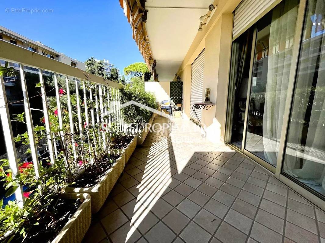 Appartement à NICE