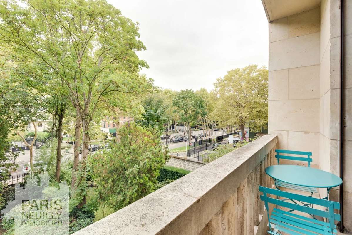 Appartement à NEUILLY-SUR-SEINE