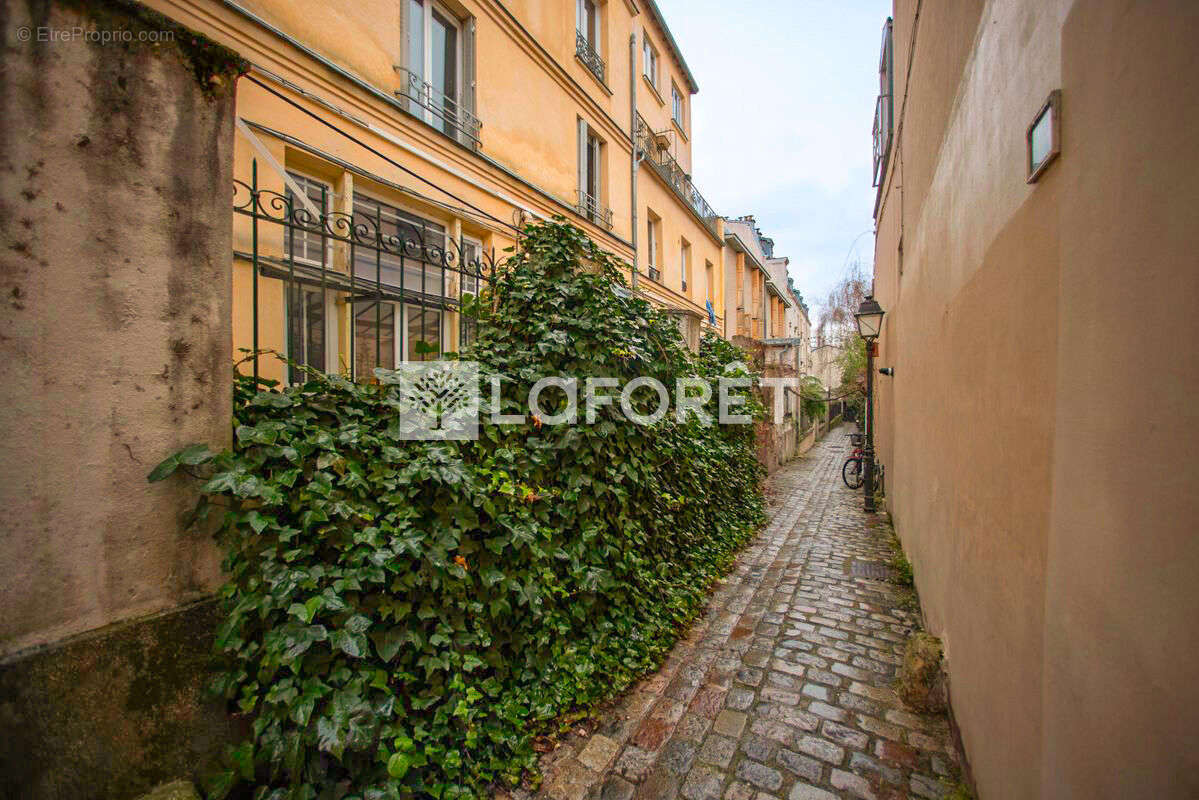 Appartement à PARIS-20E