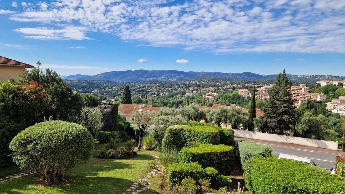 Appartement à GRASSE