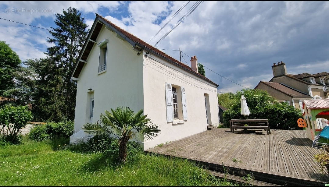 Maison à MANTES-LA-VILLE