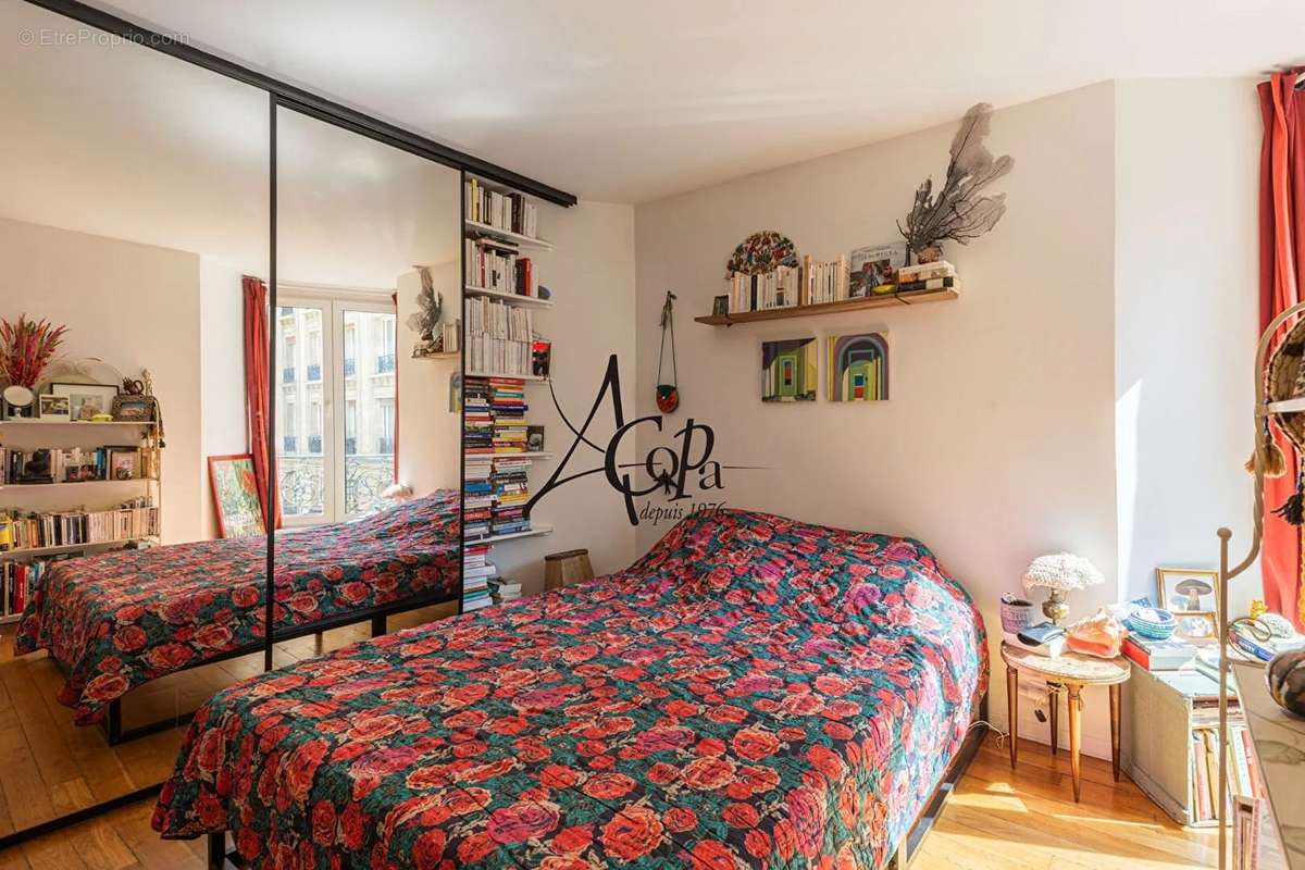 Appartement à PARIS-18E