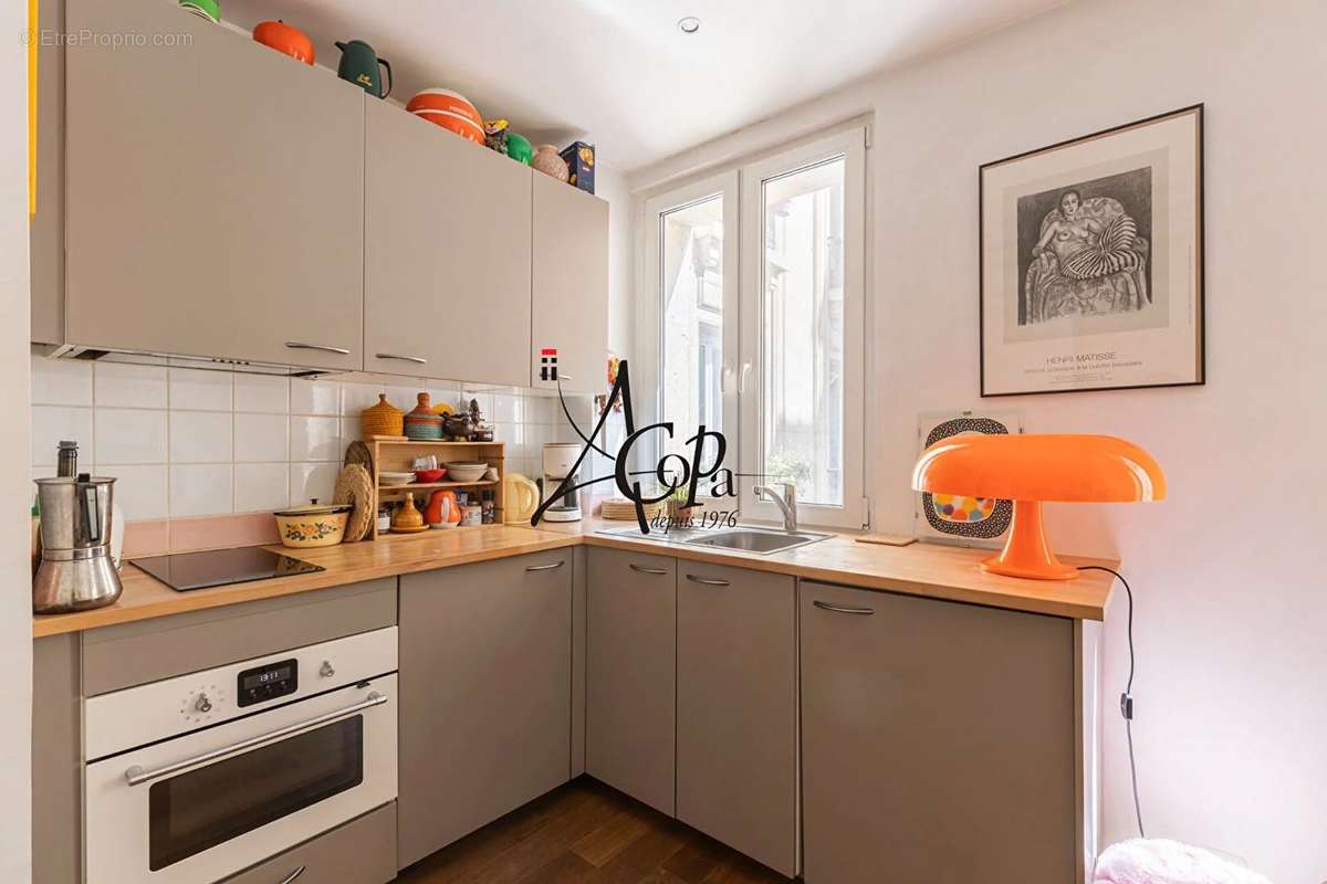 Appartement à PARIS-18E