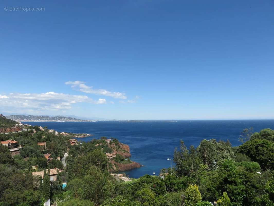 Appartement à THEOULE-SUR-MER