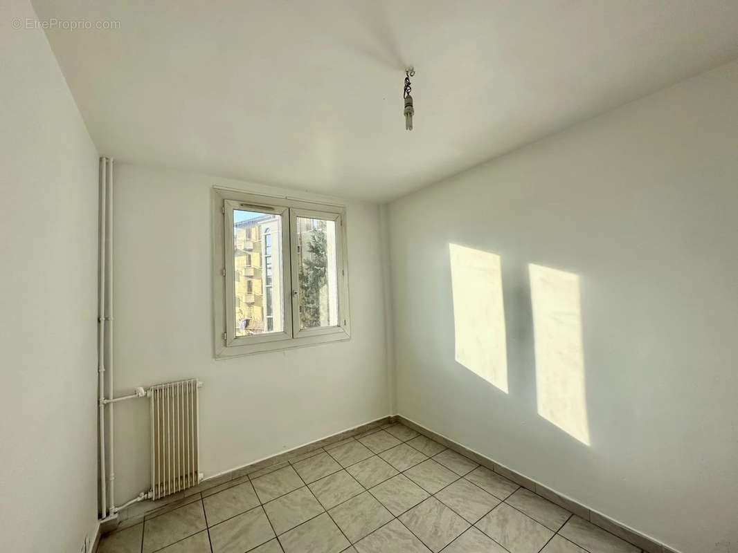 Appartement à MARSEILLE-14E