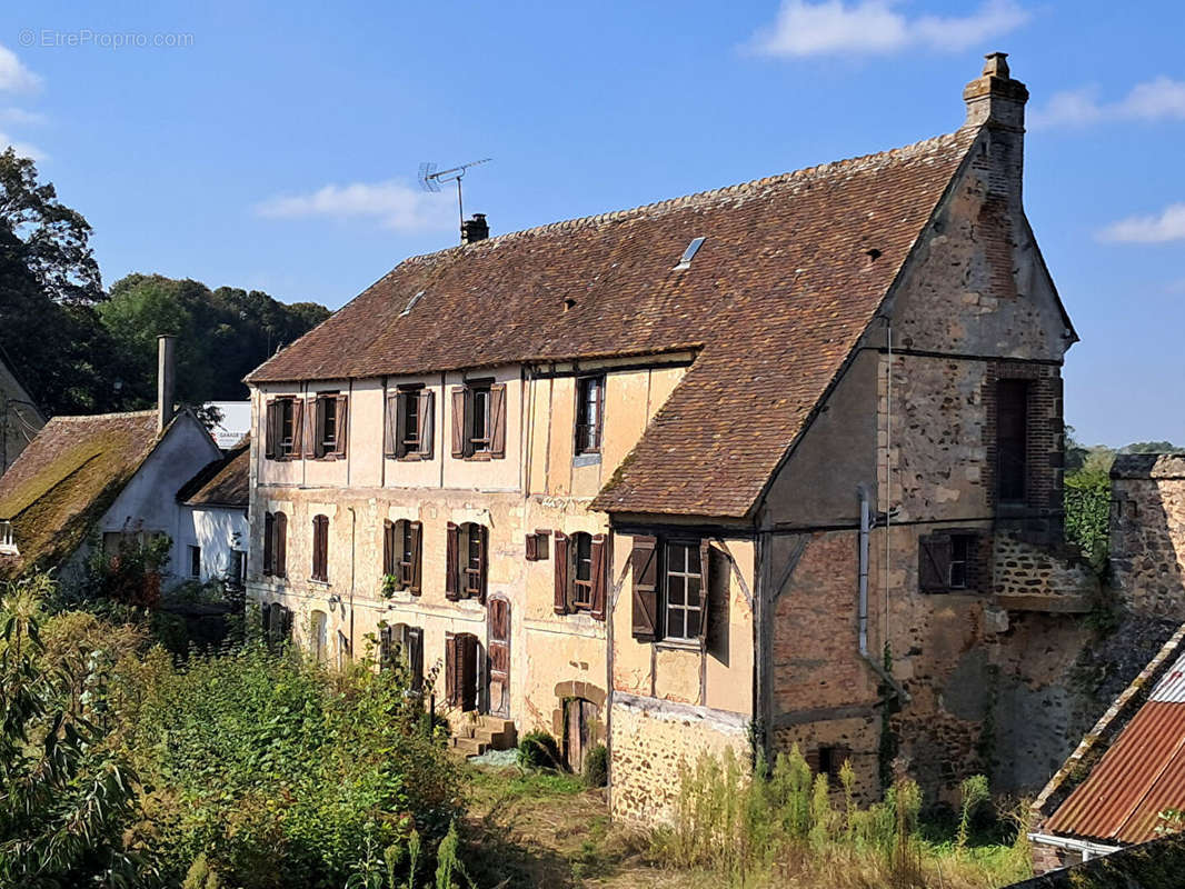 Maison à THIRON-GARDAIS