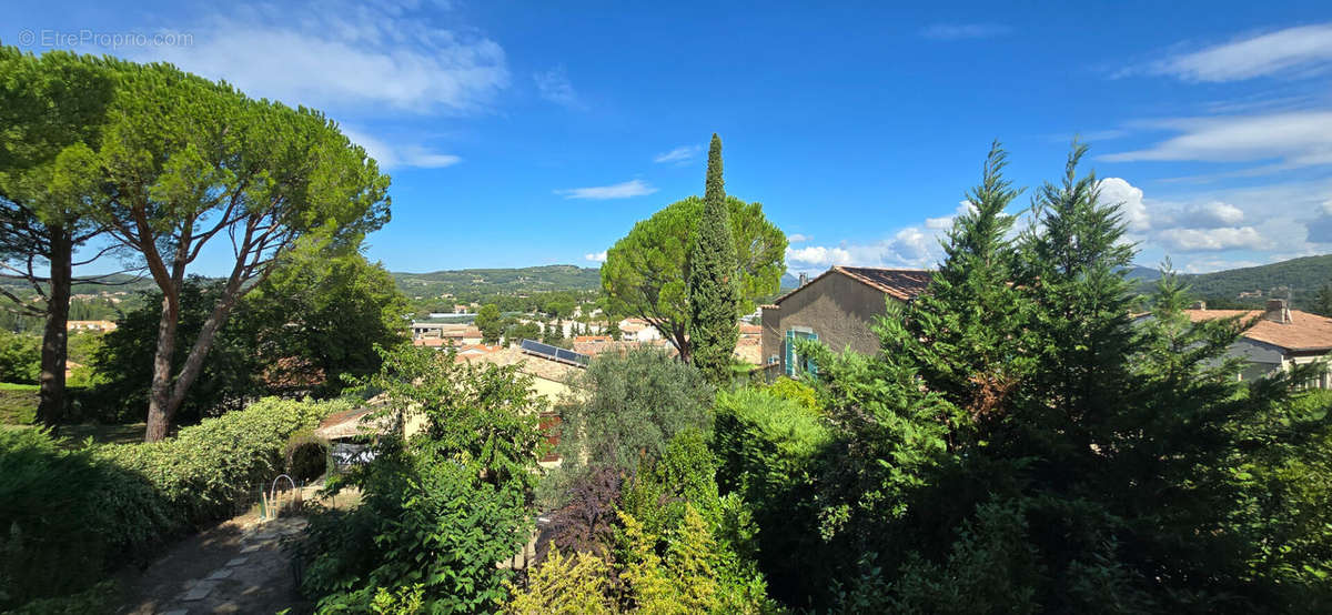 Maison à VAISON-LA-ROMAINE