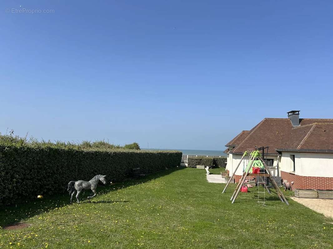 Maison à BENERVILLE-SUR-MER