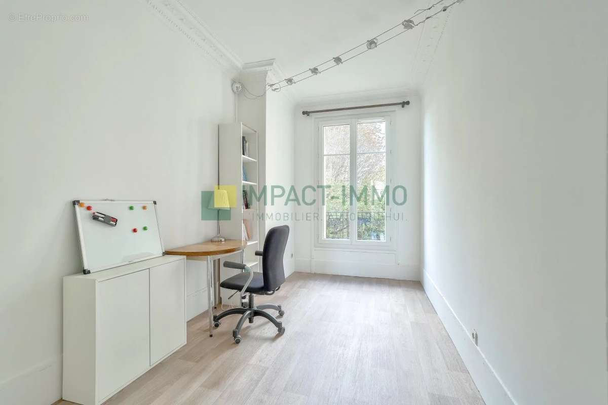 Appartement à COLOMBES