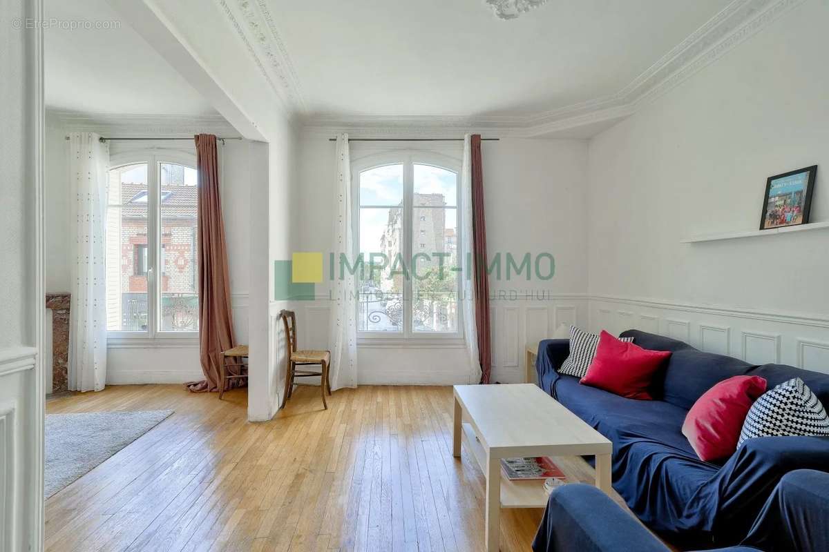 Appartement à COLOMBES