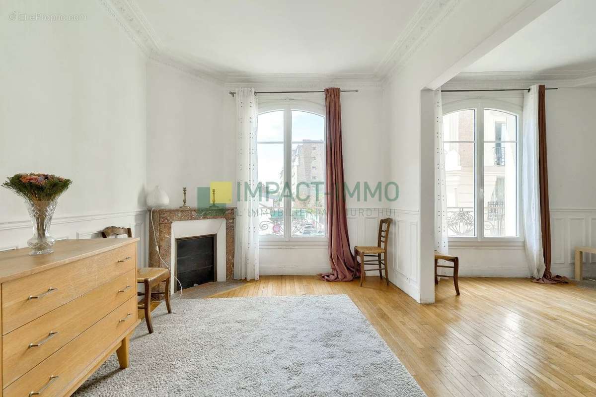 Appartement à COLOMBES