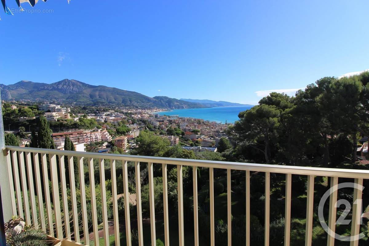 Appartement à ROQUEBRUNE-CAP-MARTIN