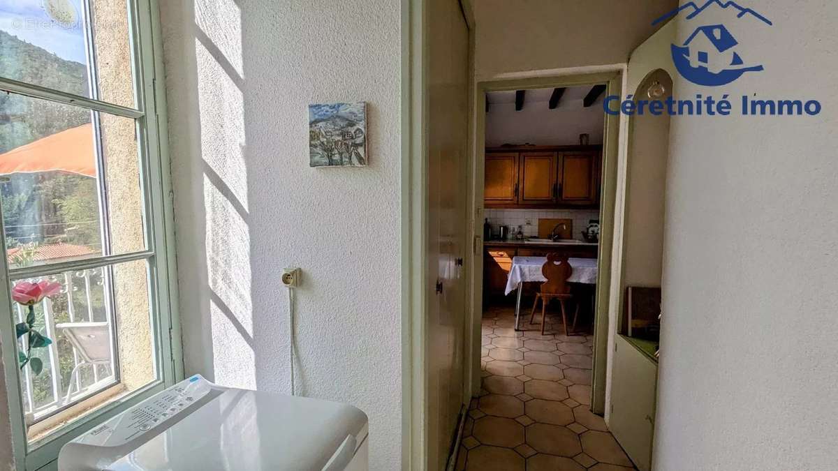 Appartement à SAINT-LAURENT-DE-CERDANS