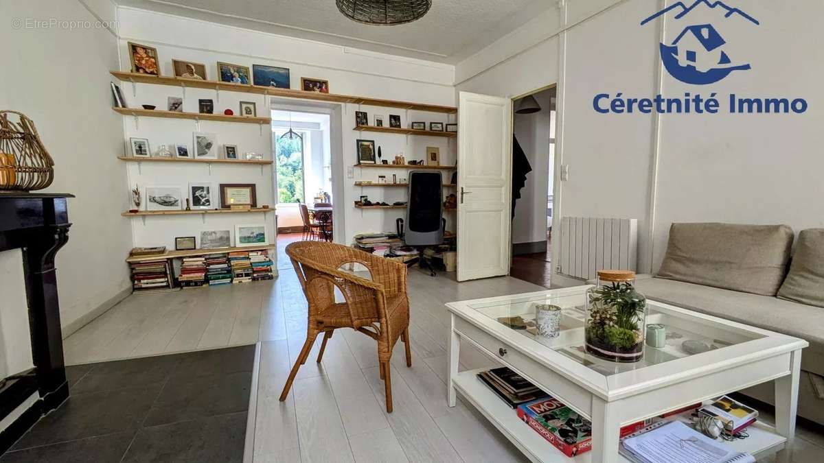 Appartement à SAINT-LAURENT-DE-CERDANS