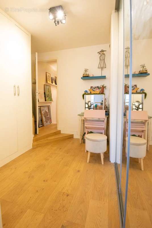 Appartement à ISSY-LES-MOULINEAUX