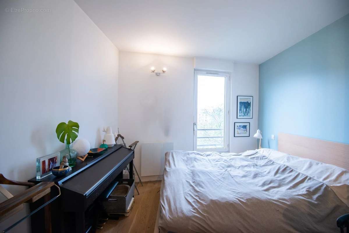 Appartement à ISSY-LES-MOULINEAUX