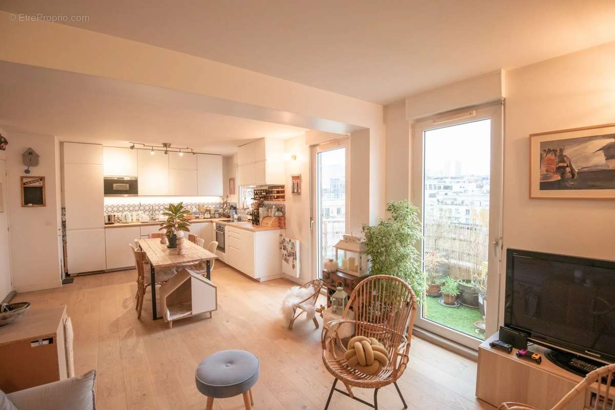 Appartement à ISSY-LES-MOULINEAUX