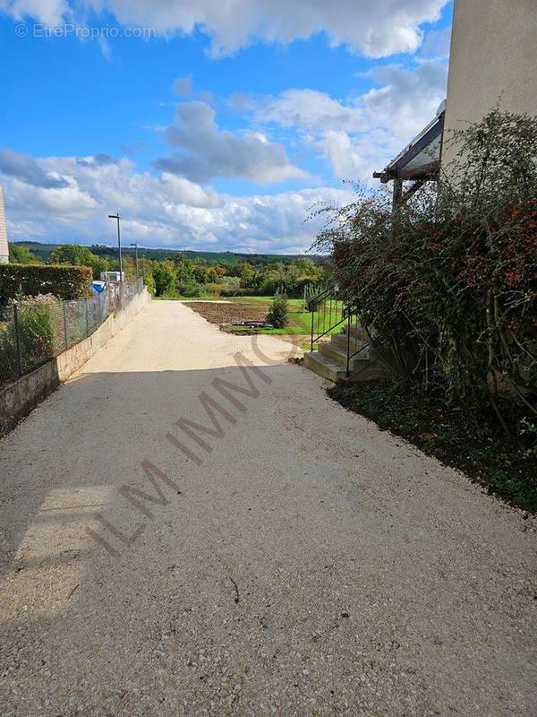 Terrain à AUXERRE