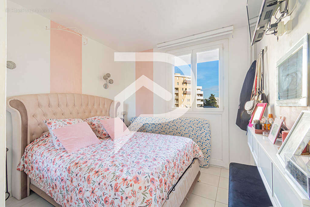 Appartement à MARSEILLE-10E