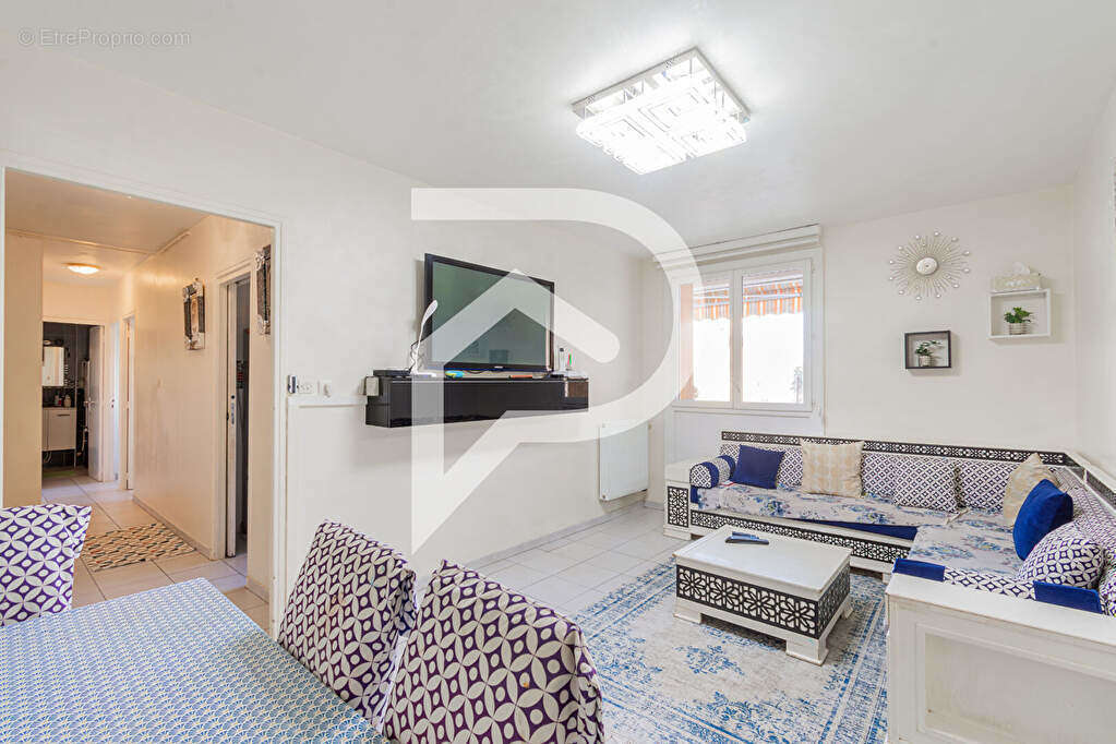 Appartement à MARSEILLE-10E