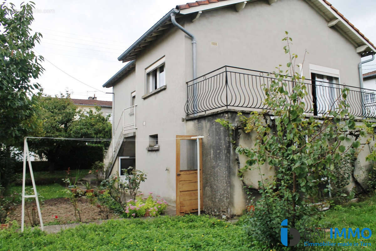 Maison à LABRUGUIERE