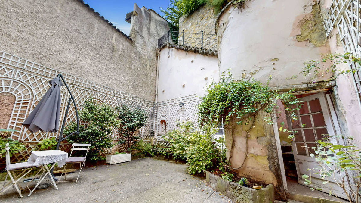 Appartement à LYON-5E