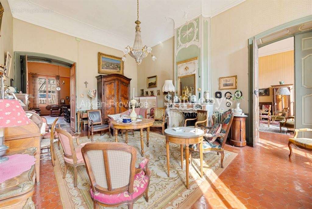 Appartement à AIX-EN-PROVENCE