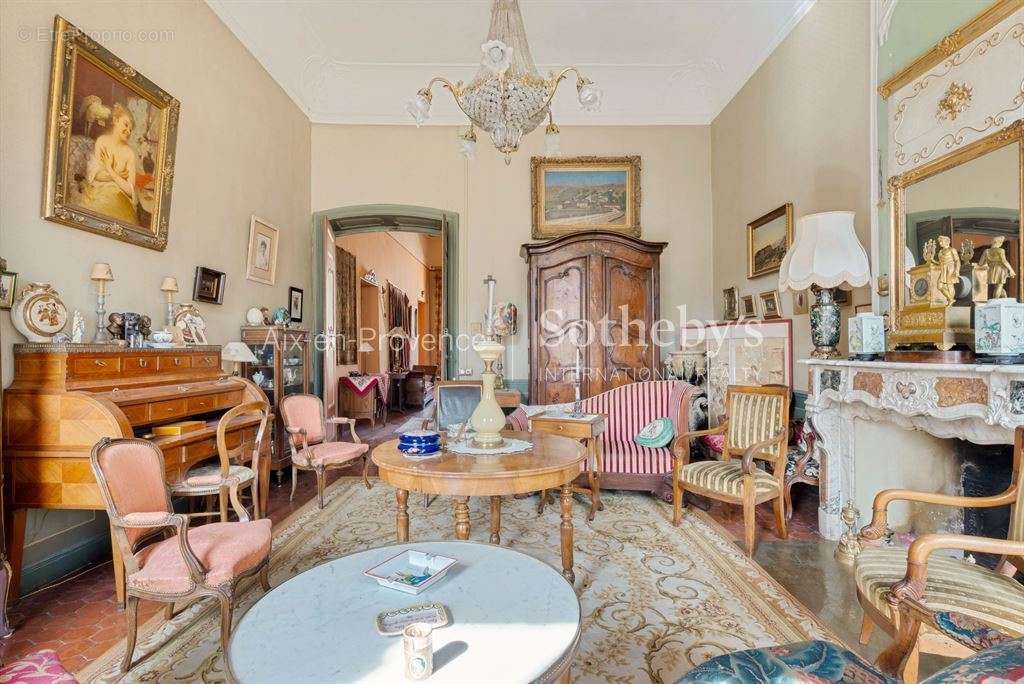 Appartement à AIX-EN-PROVENCE