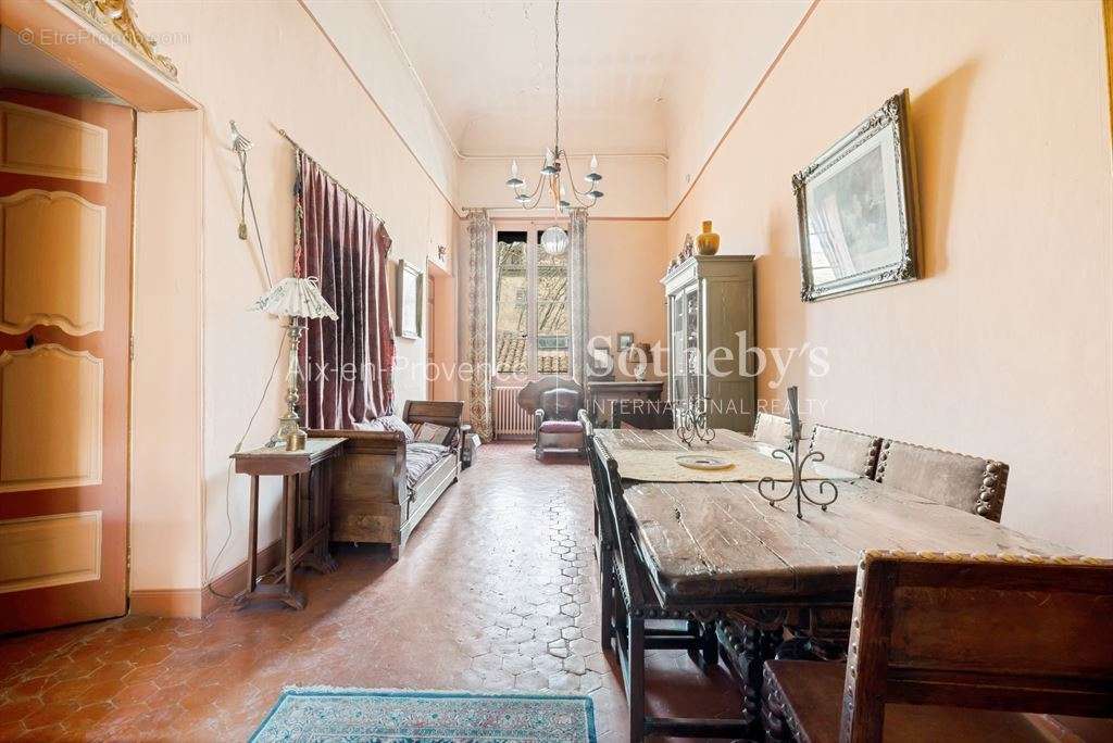 Appartement à AIX-EN-PROVENCE