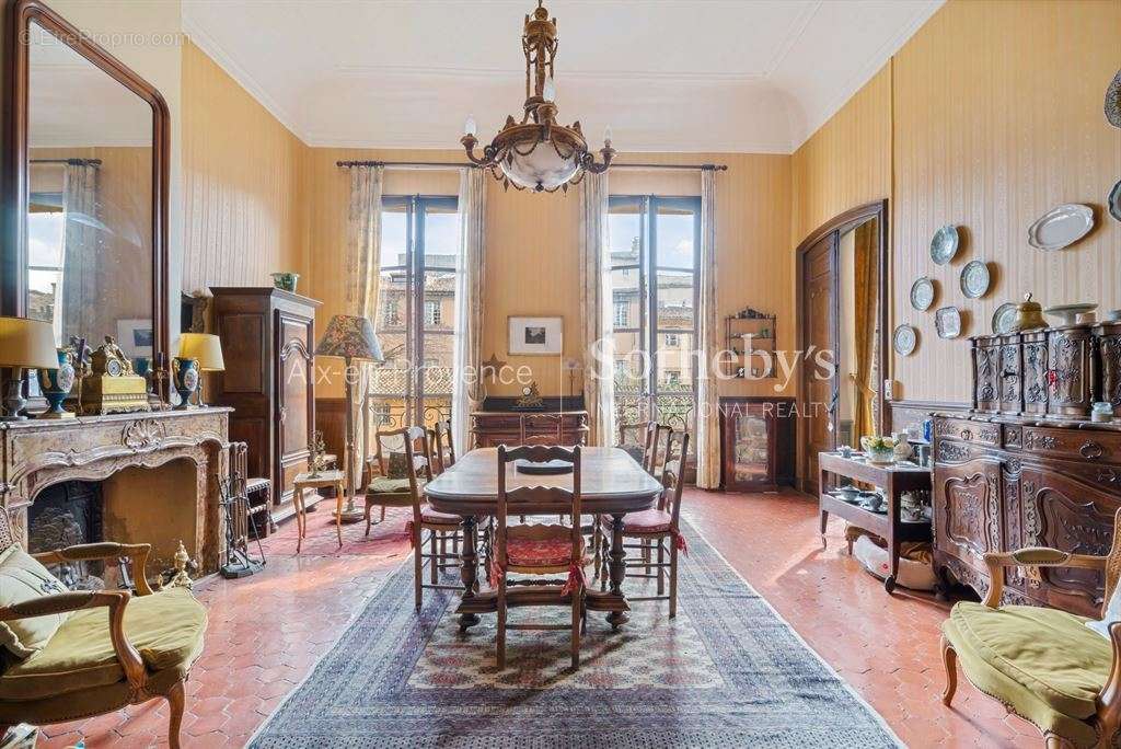 Appartement à AIX-EN-PROVENCE