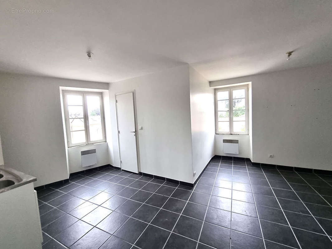 Appartement à QUIMPERLE