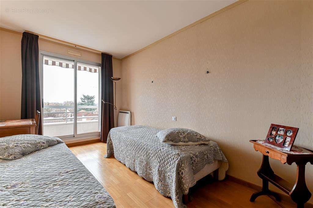 Appartement à NOGENT-SUR-MARNE